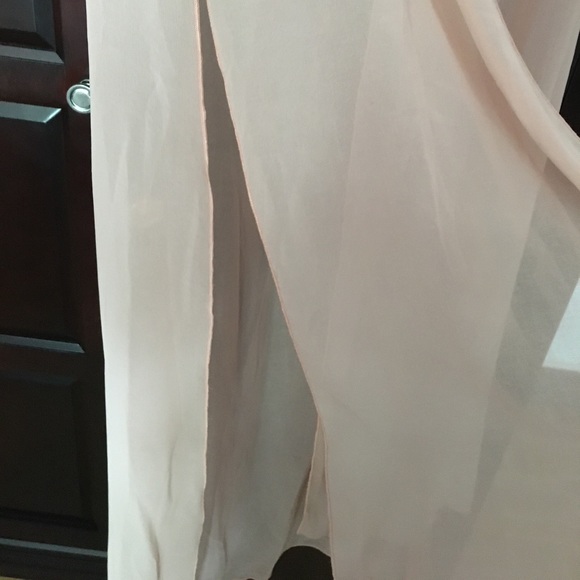 Marallis Chiffon High Side Slit Topper - Blush, L - Picture 3 of 4